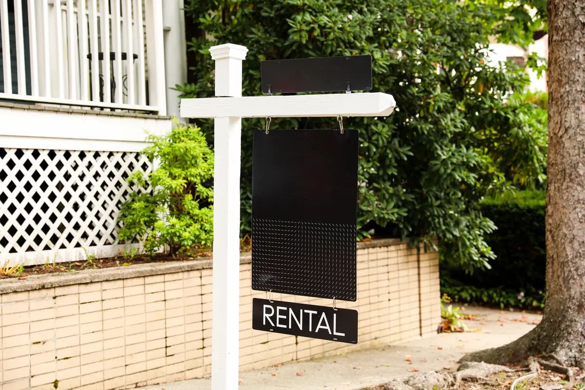 Real Estate Sign Design Trends