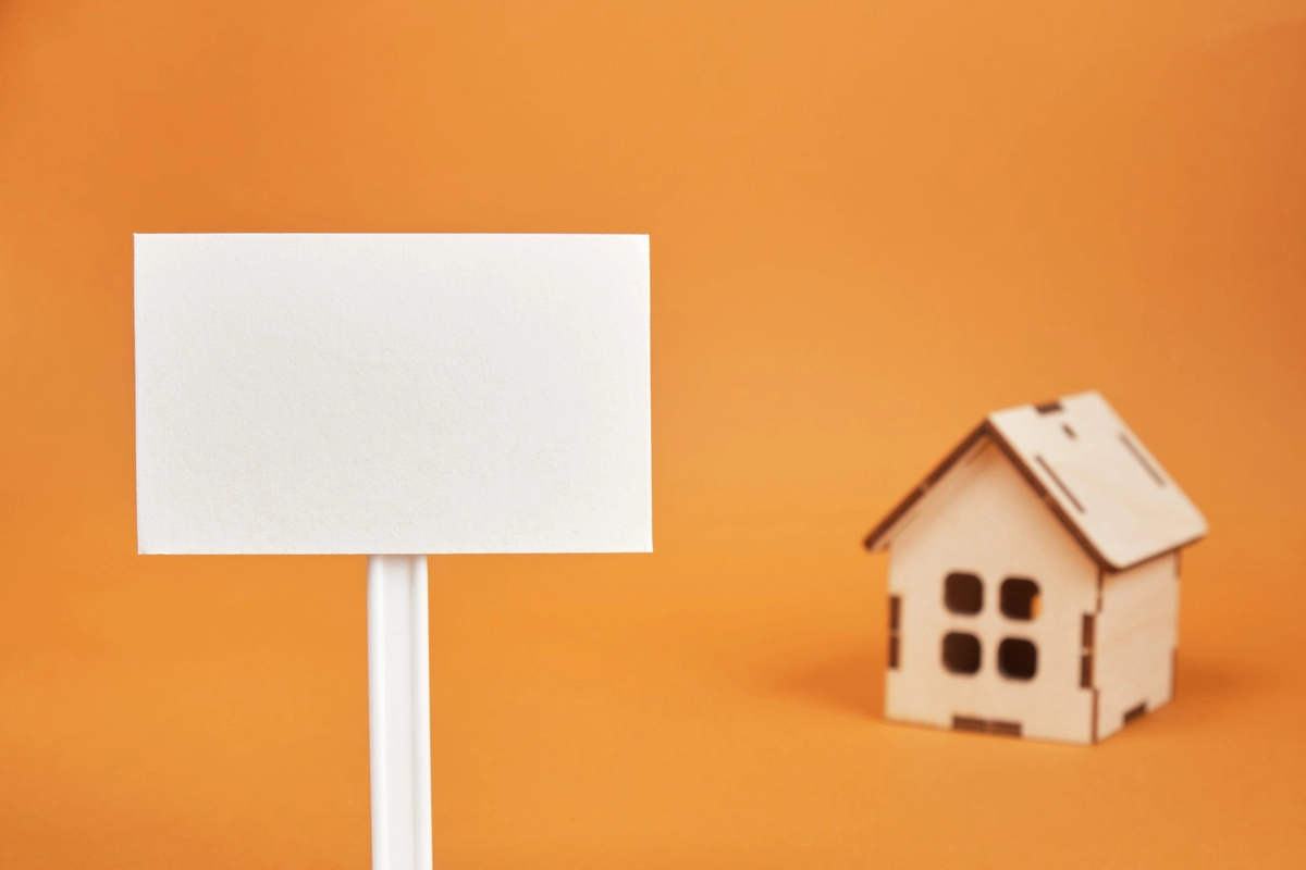 Types of Real Estate Signs